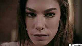 Big tite MILF fuck her pussy in hard core high definition video
