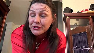 In this high-definition video, step-aunt Joana has a prohibited handjob and massage with her stepson
