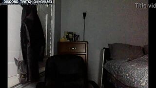 Strip tease and boob flash: A Twitch gamer girl's reveal