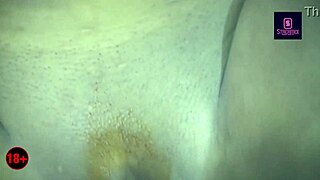 Young adolescent girl from Bangladesh has her sore culo oiled