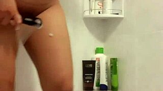 Big titty amateur four months pregnant with baby number four and ready to squirt