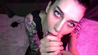 의붓딸 지저분 딥쓰로트 입안 사정