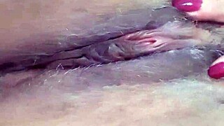 My boyfriend and my hairy pussy – what do you think? 😏