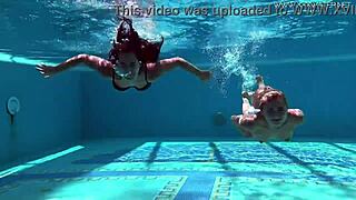 lindsey and jessica getting naughty 😏