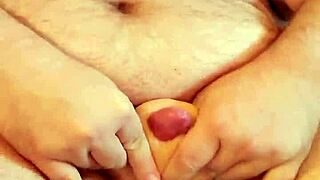 playing with my sex toy naked in the basement, feeling so horny 😏