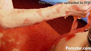 Chloe Conrad And Leila Bee Messing Their Cunts