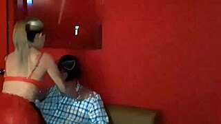 Seducciendo a lucky caballero en table dance Regina Villanuevax