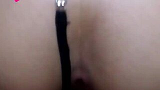 casal edu agradando o marido corno cuckold, bent over and doggystyle