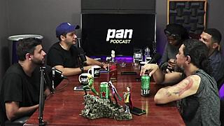 Cam with mannerless bimbos and teenage porn performers up close with Bluezao
