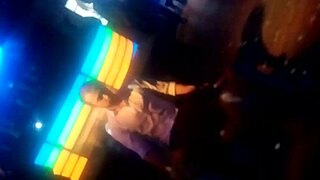 Russian Night Club Dancer’s Stunning Dancing Moves