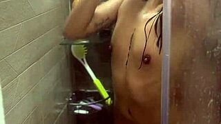 The best amateur videos of FapHouse