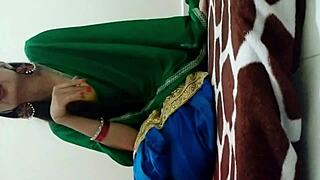 Mujhe Lund Chusna Pasand Hai, Ander Lena in Hindi HD.