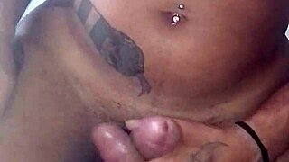 this trans teen sucking a young guy so passionately with oral skills 😍🍆