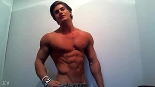 Jeff Seid flexes his muscular body in high definition.