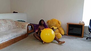 Bounce MASTURBATES and pops in solo ebony action