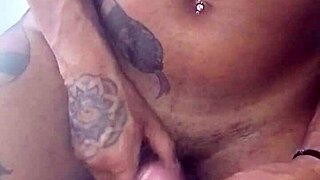 this trans teen sucking a young guy so passionately with oral skills 😍🍆