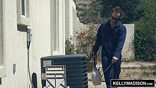 hey kelly madison, wanna bang the bug man hard?