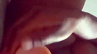 Pretty fat pussy gets fucked with dildo