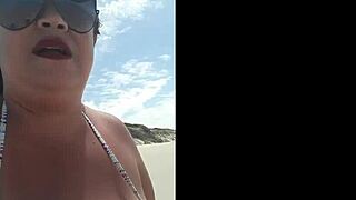 Gozando No Meio Da Praia!