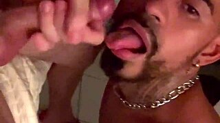 compilado de mamadas e sentadas em macho dotado 😈