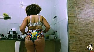 i got so hard after the comedy show and creampied lays lopes