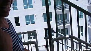 Nude Cutie Exposes Pussy for Hot Fucking Fun