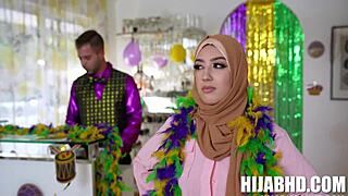 Mardi chatting with Violet Gems and Nicky Rebel