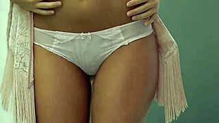 Fetish Babe Gets Fingered with Erotic Foot Play in Hardcore Session