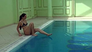 i feel so horny watching kittina ivory undress underwater