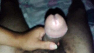 Amateur Sucking And Stroking Cock On Xvideos