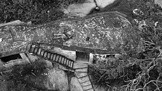 hey, guess what? amigas pegando no quarto com lingerie sexy