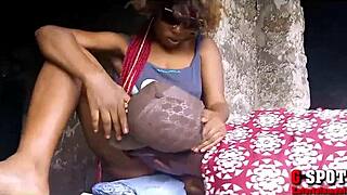 Fake agent bangs hot girl in unfinished building site