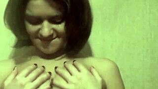 Dagfs - sexy loving lesbians playing on webcam 😍