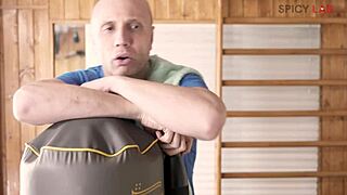 Jessy jey in a fitness session with her partner