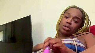 Close call: Masturbating in public