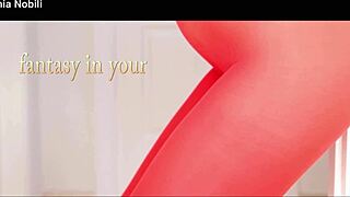 Beautiful babe in pantyhose enjoys a cute masturbation session.