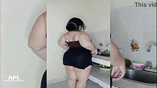 enjoy eating this big ass while recording homemade porn