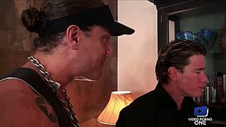 Une Blonde Et Une Brune Pour Une Orgie Hard Et Sexy