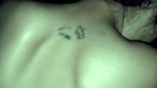 Amateur latina cogida estilo perrito en este video