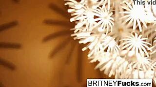 Sexy blonde does retro tease solo