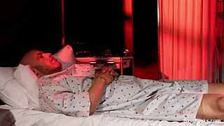 skin diamond's backstage hardcore fucking with facial?