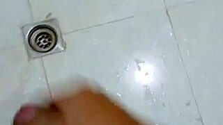 In Vietnam, this gay guy lives a poor life