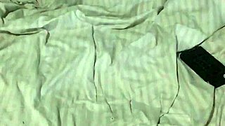 I slowly inserted all my fingers into her tight pussy until I creampied it deeply.