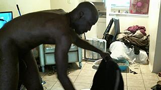 Nubile black mature woman from Texas attracts a big juicy load deep inside her pussy