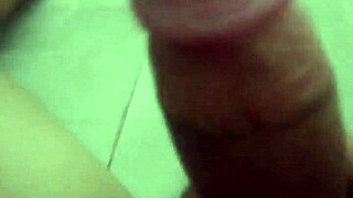 hey, i'm masturbating right now, feels so good!