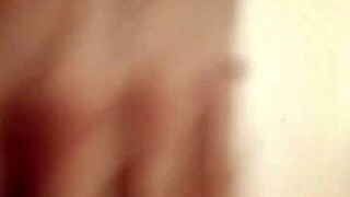 Amateur group homemade threesome