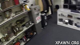 Young inexperienced girl offering blowjob