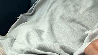 i got wedgies in my pussey and cum in the parked car, big ass exposd