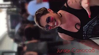 i licked her pussy at the party