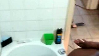 Sucking cock like a pro: Big boobs ebony amateur in Texas